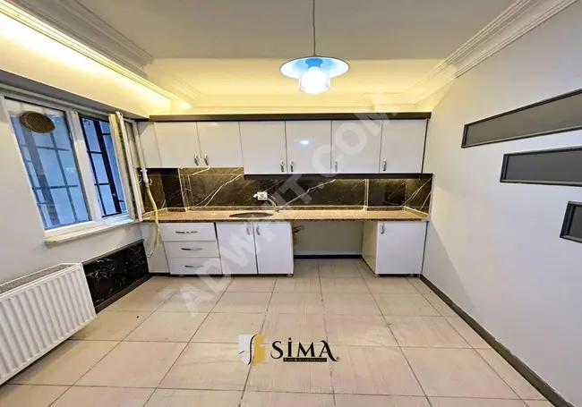 2+1 apartment for sale in a central location and without fees from Sima Yapı Real Estate