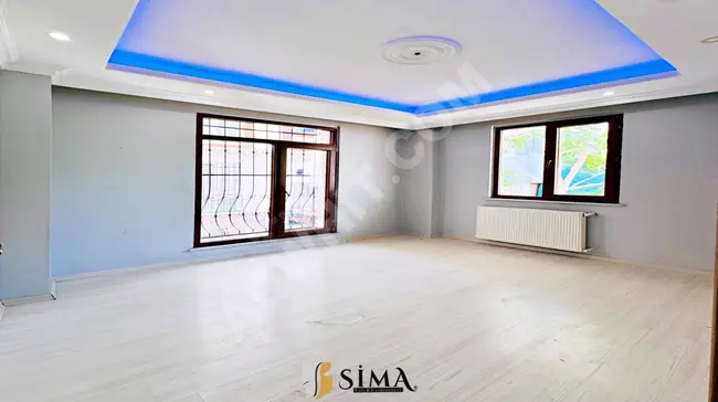 From SIMA YApi, an urgent apartment for sale in a central location near the square