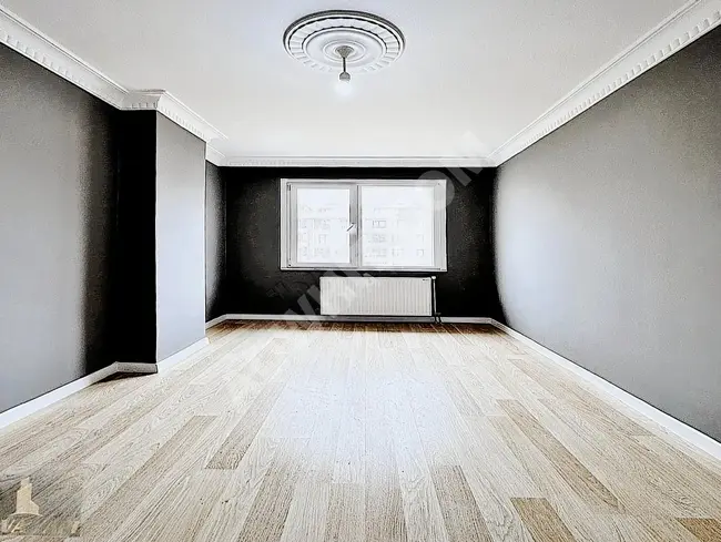 Urgent sale: duplex apartment 4+2 in BEYLİKDÜZÜ, ADNAN KAHVECİ neighborhood