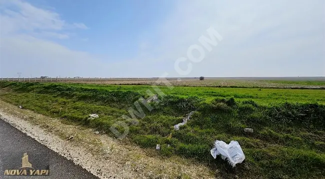 ارض للبيع على واجهة الطريق الرسمي بسعر مغري