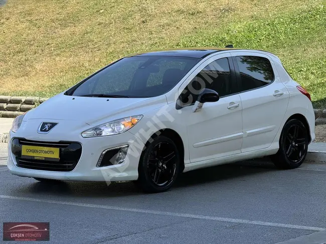 سيارة للبيع Peugeot موديل 2013 ديزل أوتوماتيك