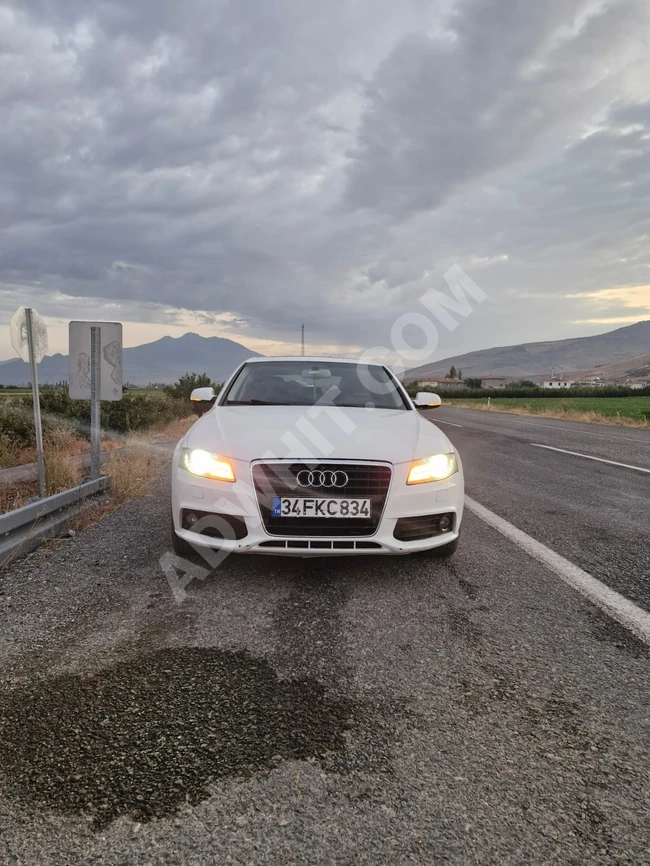 Audi 2010 model car from the owner directly. Automatic. With a sunroof. White. Opens the roads