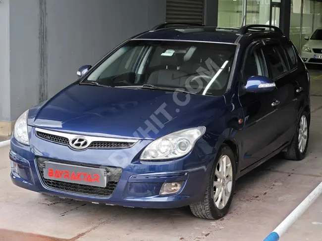 2010 Hyundai i30 CW Station Wagon, gasoline and natural gas. No accidents