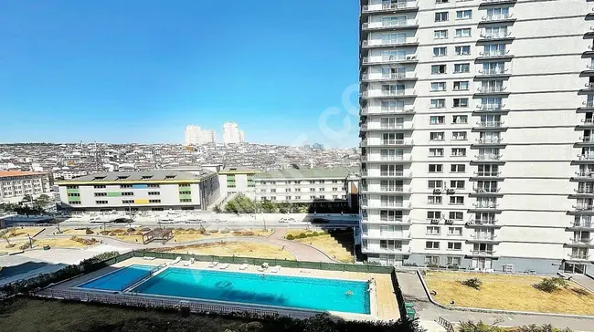 Luxury apartment for sale 1+1 ready to move in at GÜMÜŞ LİFE-PARK complex