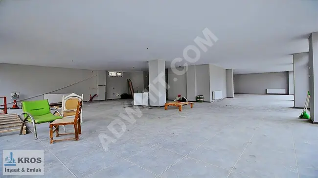 Commercial space for sale with an area of 250m² including a storage area in Büyükçekmece Cengiz Topel, suitable for barter