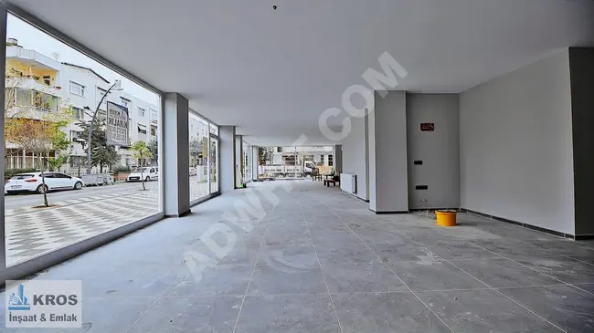 Commercial space for sale with an area of 250m² including a storage area in Büyükçekmece Cengiz Topel, suitable for barter