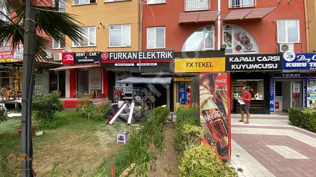 Shop for sale with an area of 70 square meters in Beylikdüzü inside a complex, 3 minutes away from the metrobus