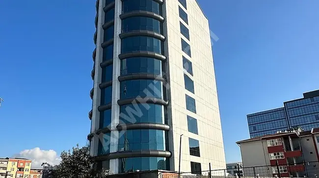 Kiralık Cadde üzeri A Plus plaza 400 m2 ofis katı