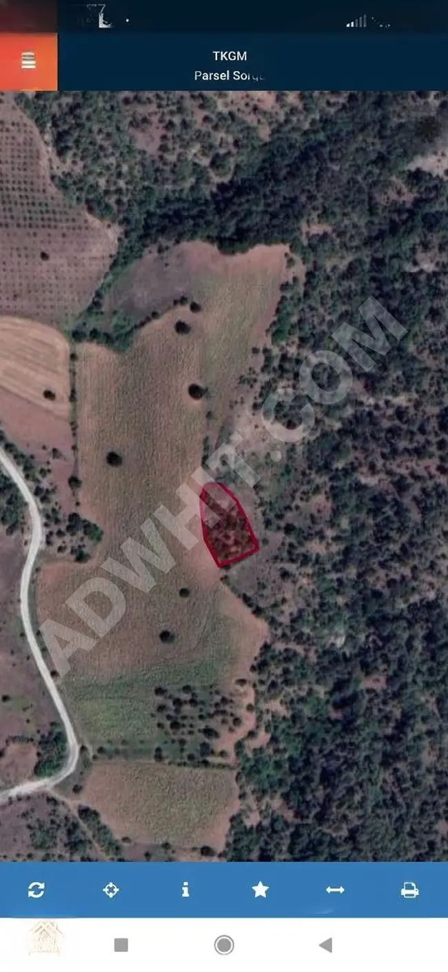 For sale: a plot of land measuring 1868 square meters with a title deed in Sakarya, Taraklı, Hacı Alilar Village