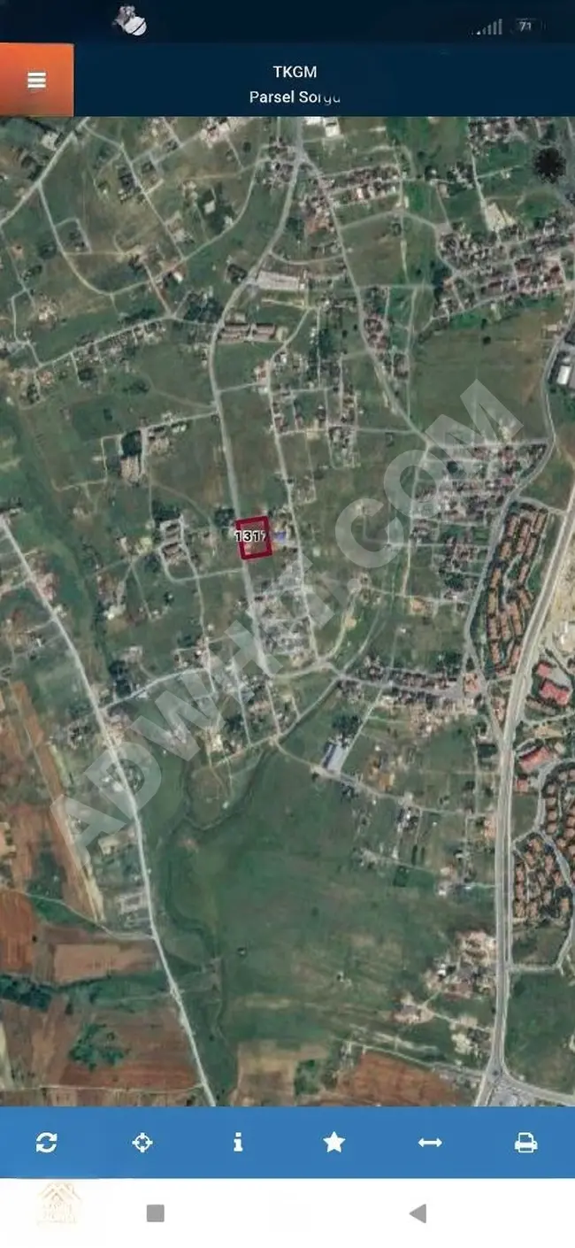 Land for sale prepared for construction, close to the airport, with an area of 385 square meters