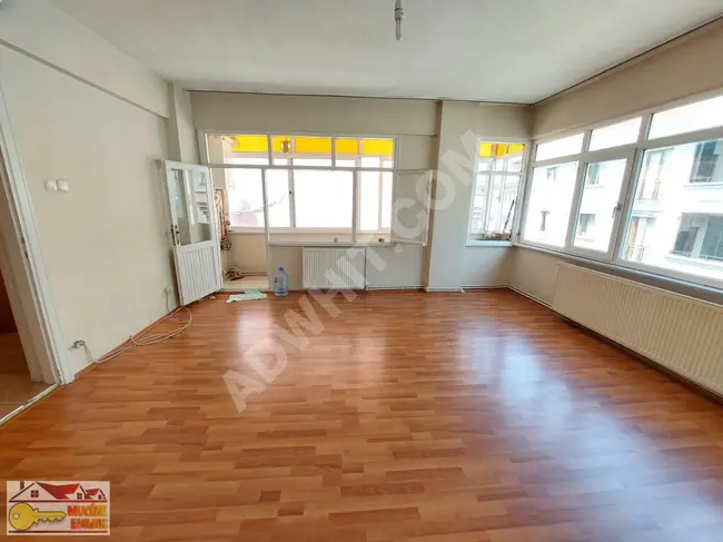 Apartment for rent 3+1 in Istanbul BAHÇELİEVLER YAYLA