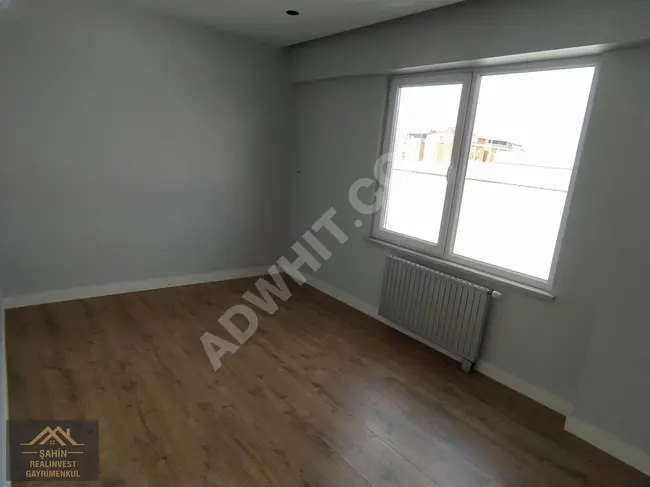 3+1 apartment for sale, empty, with a view of the natural scenery, close to the metrobus