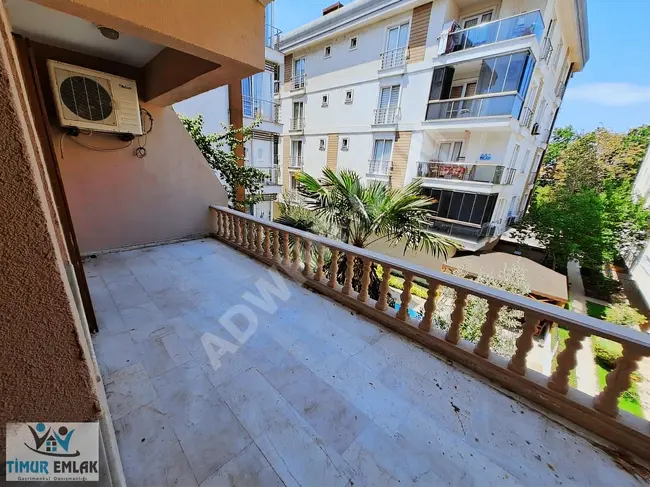 Villa for rent 3+5 with 4 floors, a pool, and a sea view in Gürpınar