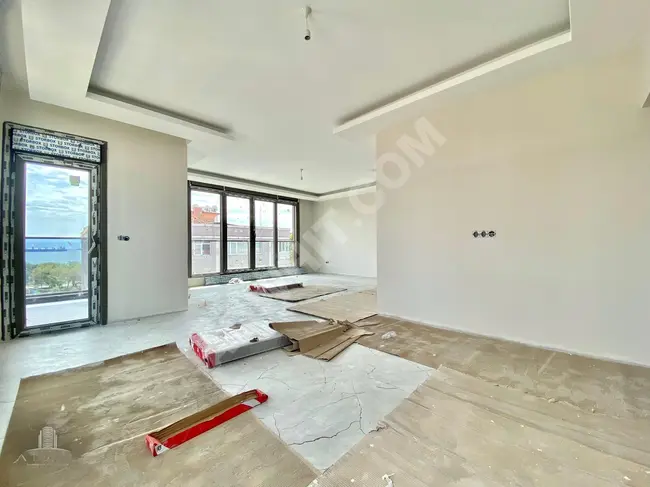 Atlas'tan, Sahil Yolunda, 3+2, 260m2, Deniz Manzaralı, Dublex