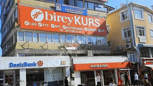 An office floor with an area of 350 square meters in KOÇAMUSTAFAPAŞA Square