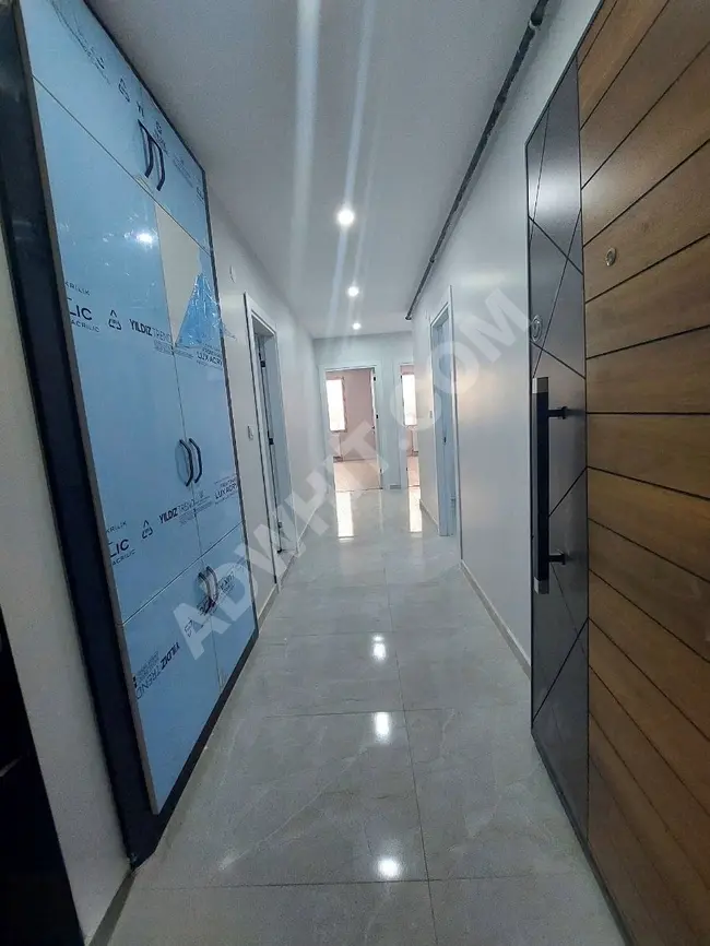 2+1 apartment for sale, 120m² on Rashid Pasha Street, with elevator and parking, brand new