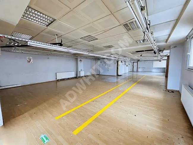 Shop for rent on the third floor with an area of 430 m² in Gunesli Square