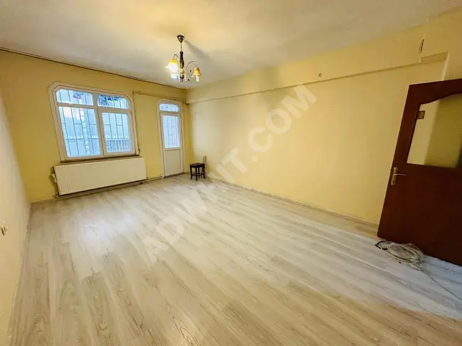 Apartment for rent 3+1 with a balcony, 130m² in YEŞİLOVA