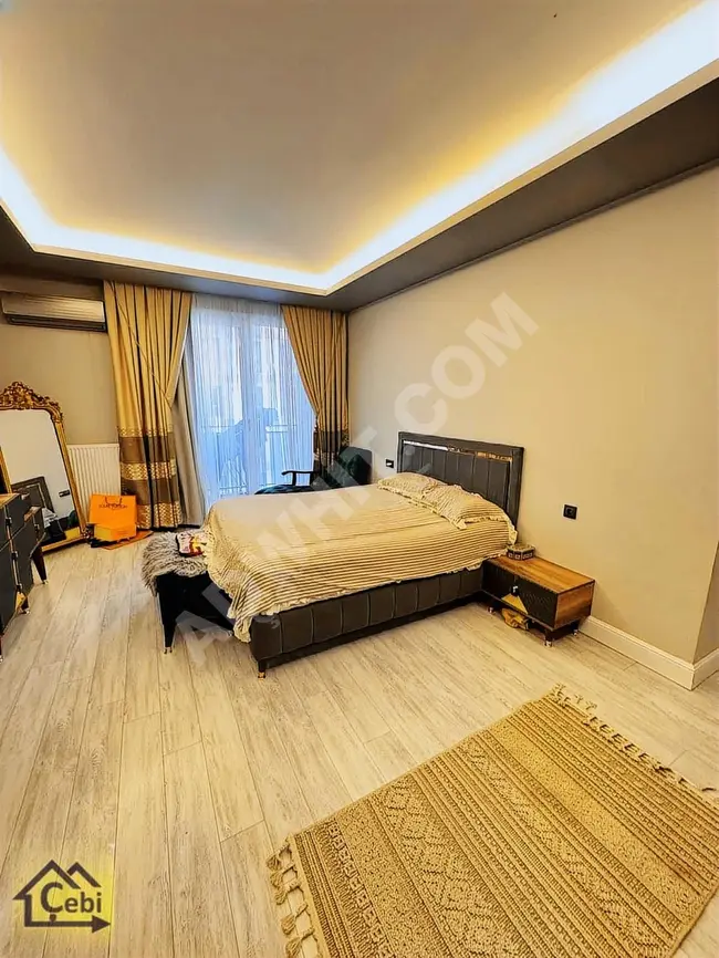 Apartment for sale 4+1 facing the E5 highway at an affordable price in BRAND İSTANBUL