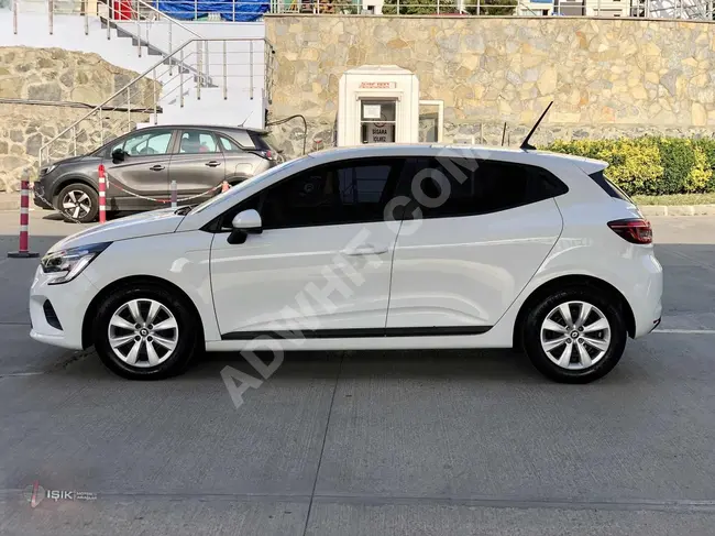 BOYASIZ 28 BINDE 2022 MODEL CLIO 1.0TCe JOY OTOMATİK TESLA EKRAN