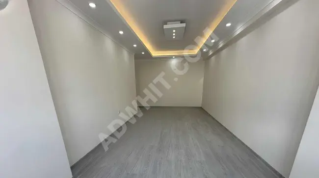 4+2 duplex apartment for sale, spacious and new, with an area of 220 m² in the center of Safakoy, near the Metrobus (4 minutes)