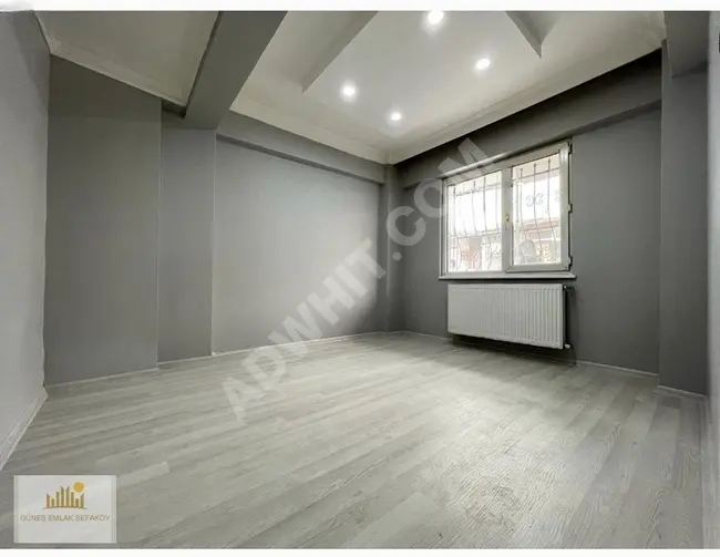 2+1 apartment for sale, elevated ground floor, near the metrobus station in Kemal Pasha