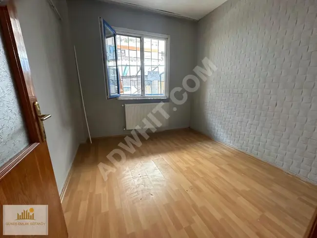 Apartment for rent 2+1 equipped with central heating, 85 square meters, near the Metrobus station in Sefaköy