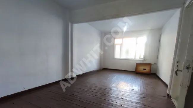 Apartment for rent 2+1 with an area of 85 m² on the ground floor with stove heating in Sefakoy, Kartaltepe neighborhood