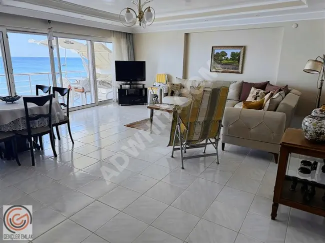 Apartment for sale in Büyükçekmece, 150 square meters, second floor, Celaliye coast by the sea