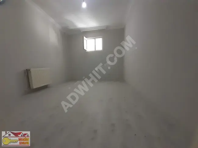 BAHÇELİEVLER MAHMUTBEY CADDESİNE YAKIN MESAFEDE 2+1 115m2 DAİRE