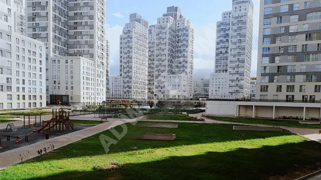 SAFİR BAKIRKÖYDEN KRİSTAL ŞEHİR 12. BLOKTA SATILIK DAİRE