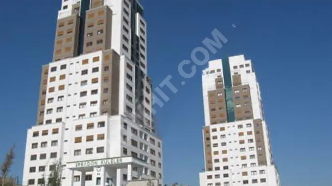 OKAN REAL ESTATE - For sale 3+1 apartment in the second section of Bahçeşehir