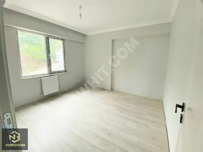 Apartment for sale with a sea view, 3+1, new, on the middle floor in ORDU FATSA