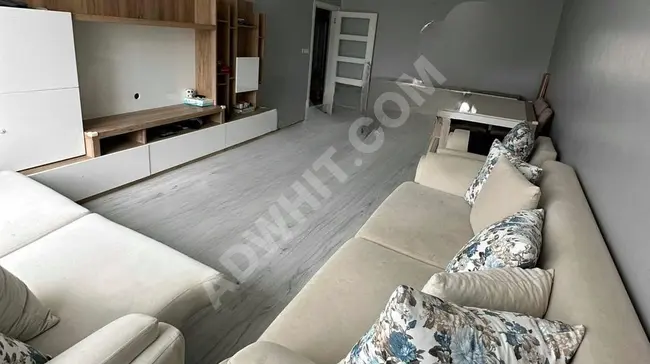 Renovated apartment in Barış neighborhood, Beylikdüzü, 5 minutes from the Metrobus