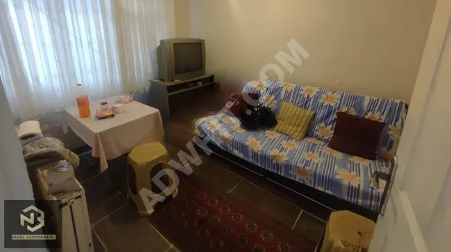 2+1 apartment with a private entrance in SİYAVUŞPAŞA neighborhood, BAHÇELİEVLER area