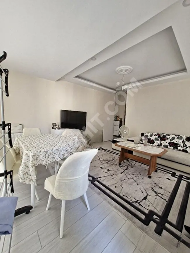 For sale 2+1 apartment with 85m² middle floor in Cennet neighborhood with parking space