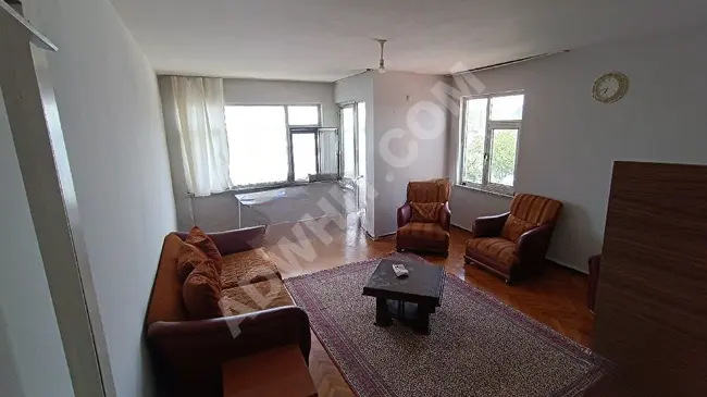 3+1 furnished apartment for rent in Fatih, Küçükçekmece, near Metrobus and Marmaray