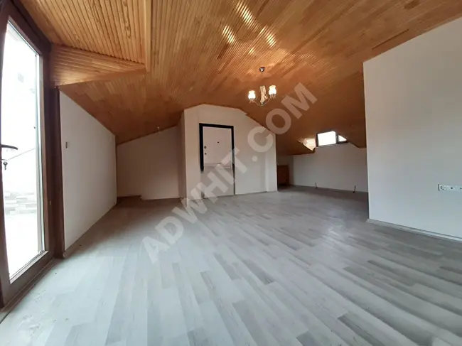 Apartment for sale 3+1 duplex with an area of 130m² in KÜÇÜKÇEKMECE YEŞİLOVA