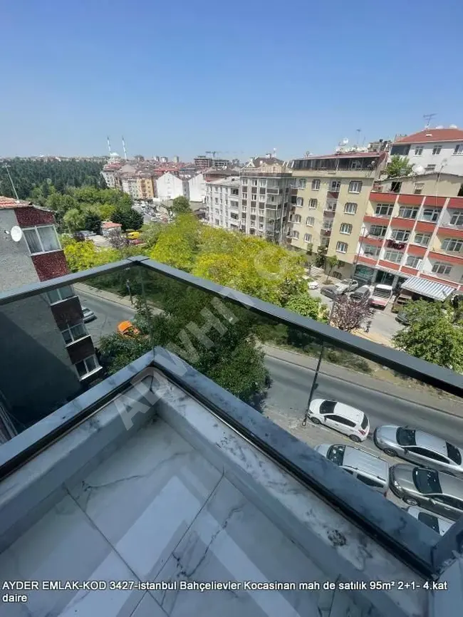 For sale: 2+1 apartment on the fourth floor with an area of 95m² in the Kocasinan neighborhood in Bahçelievler