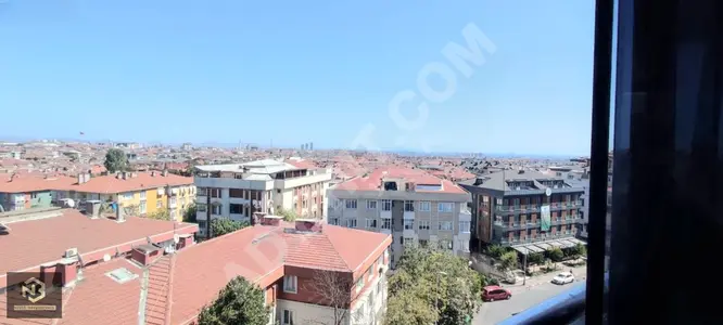 BAHÇELİEVLER YAYLA MİGROS YANI SATILIK 12 YILLIK 190M2 4+2