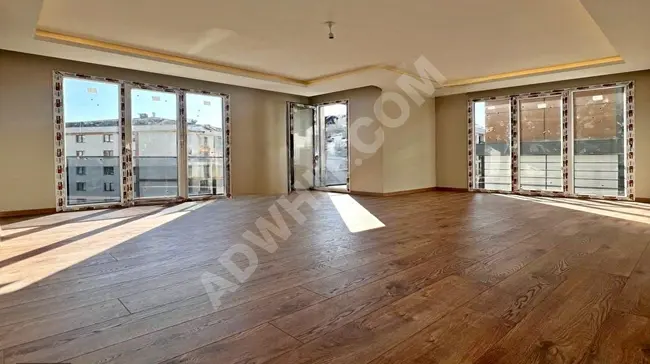 Apartment for sale 3+1 with an area of 160m² with a sea view suitable for loans in BEYLİKDÜZÜ