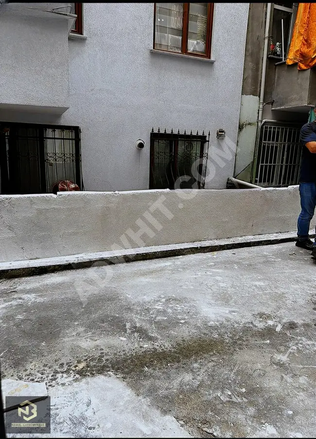 2+1 apartment with a garden for sale in Bağcılar, Yıldıztepe neighborhood