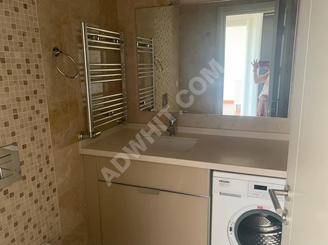 Maslak Mashattan Siteiçi Manzaralı Satılık 1+1Boş Daire