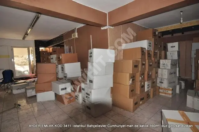 Commercial shop for sale with an area of 160 square meters on the ground floor in Istanbul Bahçelievler Cumhuriyet neighborhood