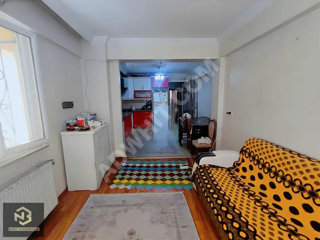 2+1 apartment for sale in Bahçelievler Soğanlı, 9 years old, with a closed parking space