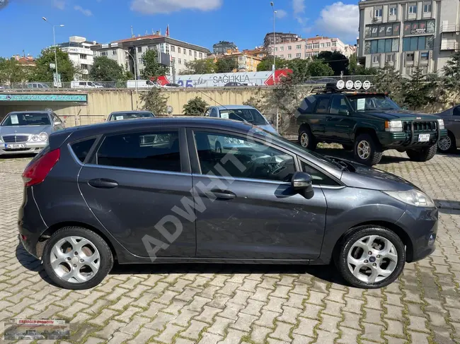 Ford Fiesta 2011 model, 1.4 diesel, Titanium, manual transmission, in good condition