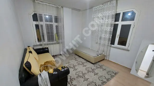 2+1 apartment on the third floor, on the street, in Ataturk neighborhood