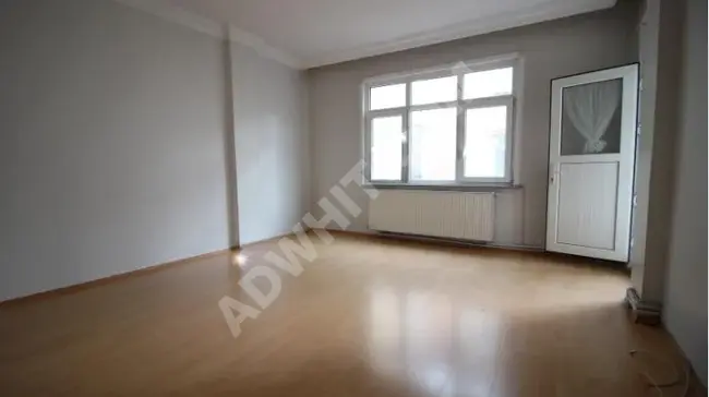 2+1 apartment for sale with an area of 110 square meters on the third floor in Istanbul, in the Yeşilova neighborhood, Küçükçekmece