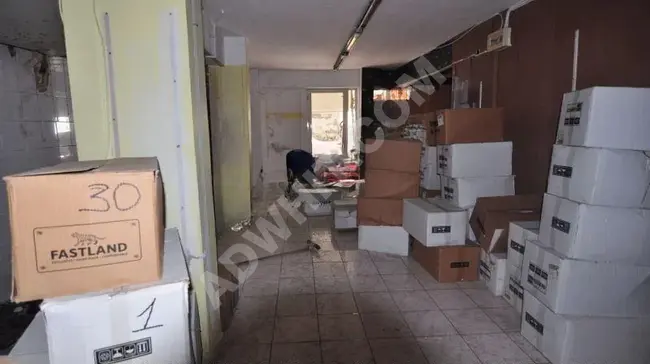 Commercial shop for sale with an area of 160 square meters on the ground floor in Istanbul Bahçelievler Cumhuriyet neighborhood