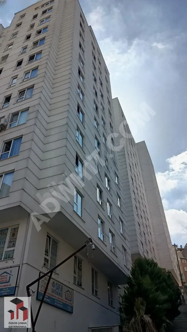 1+1 apartment for rent in a secure location with security in KAĞITHANE